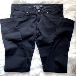 Threads/HotTopic Black Skinny Jeans